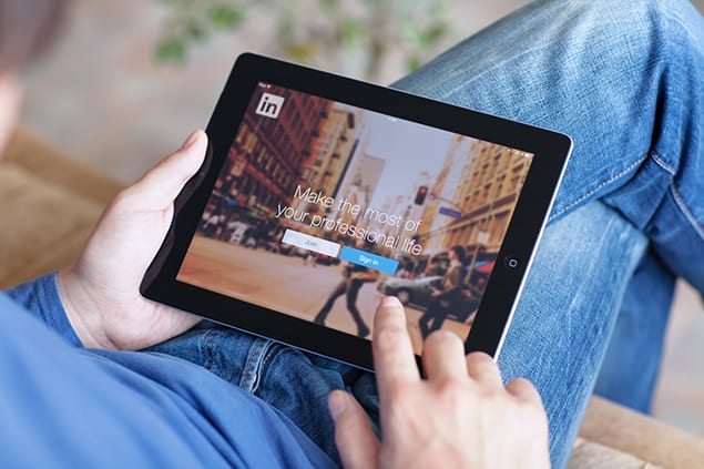 Maximizing a LinkedIn profile with an iPad